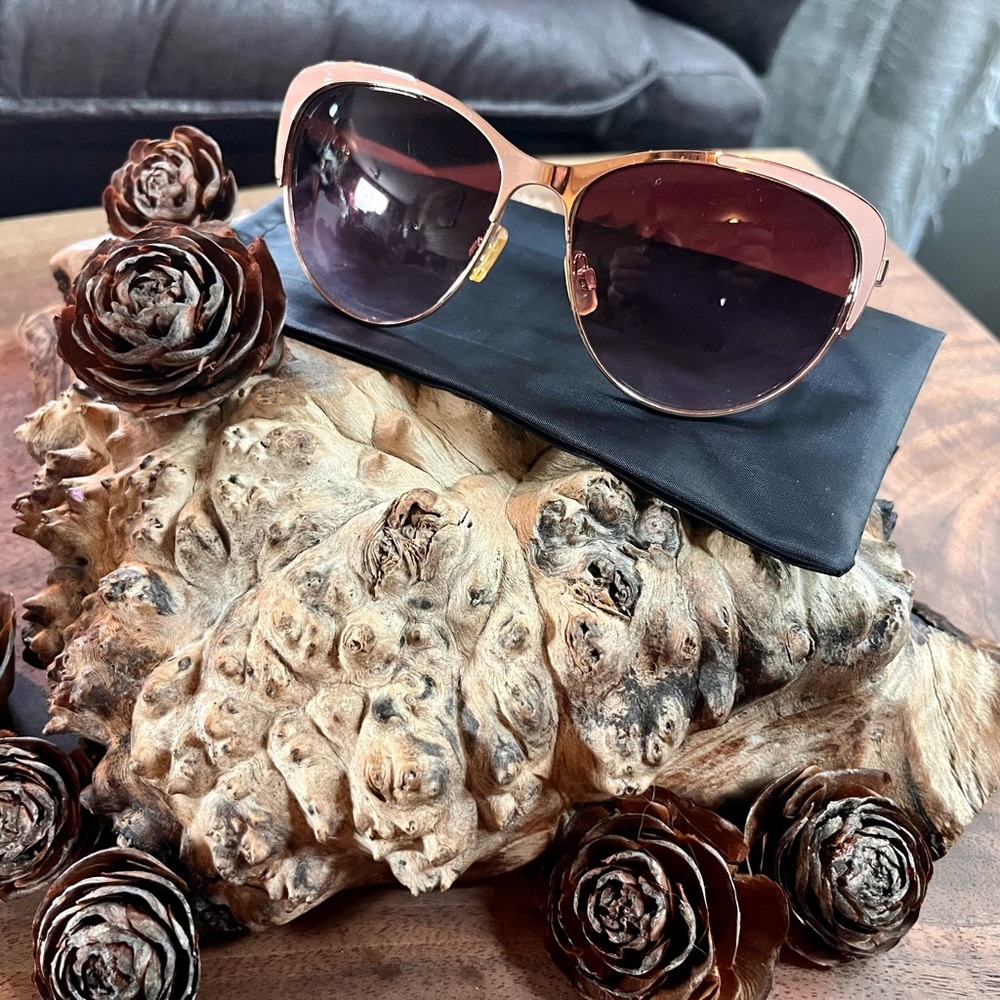 Beautiful Steve Madden sunglasses